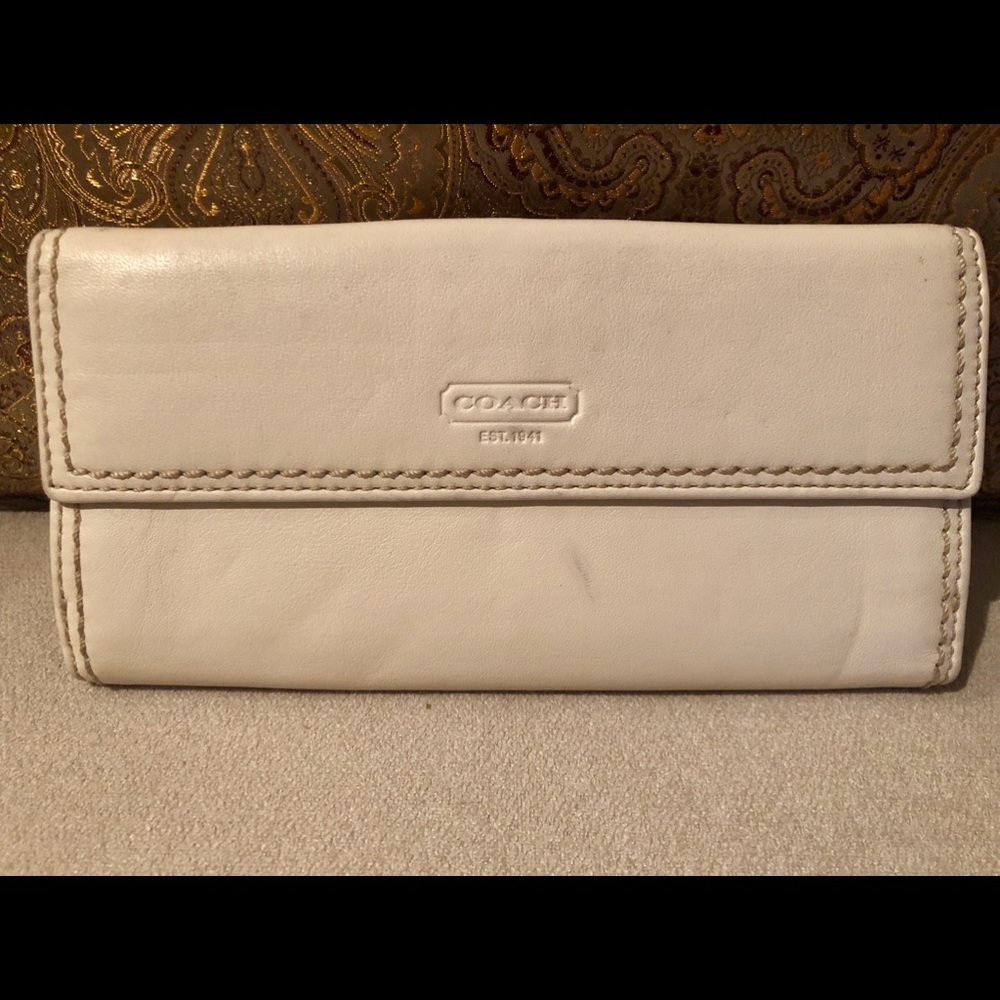 Large COACH Slim Envelope Cream/Tan Wallet